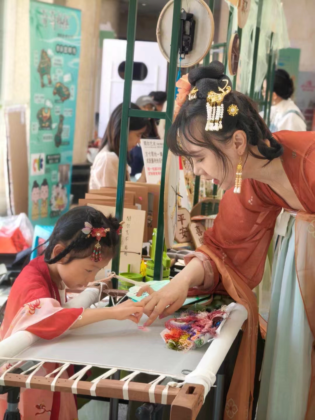待你来看中国风国潮市集非遗展示.jpg